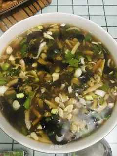 Spicy meat soup