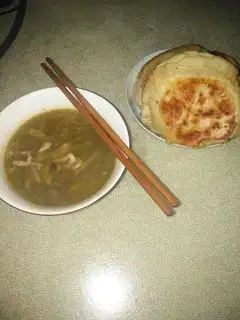 Squeeze meat soup