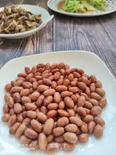Fried peanut beans