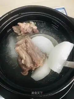 Cowtail radish soup