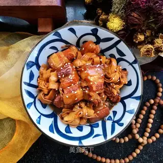 Red roast soybean