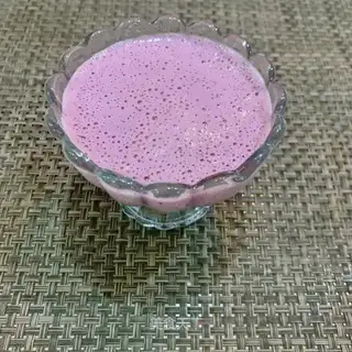 Blueberry milkshake