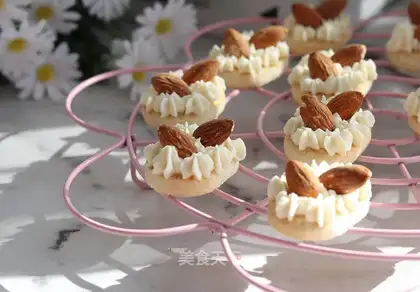 Caramel almonds