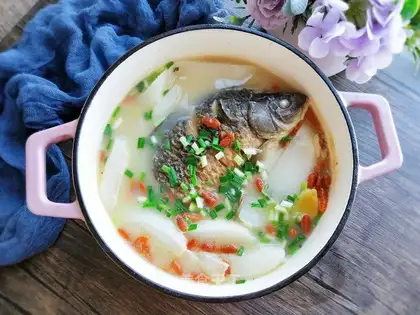Squid radish soup