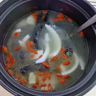 Coconut chicken soup