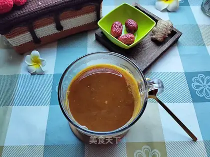 Sweet ginger date tea