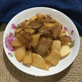 Five flowers and sweet potatoes