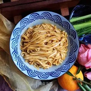 Onion noodles