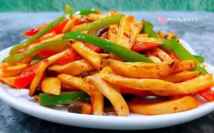 Godmother pepper carrots and apricot mushrooms