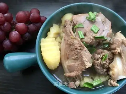 Potato stew goose