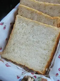 Pure milk whole wheat toast
