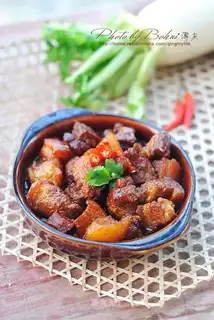 Braised pork with radish