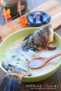 Carp soup with shredded radish