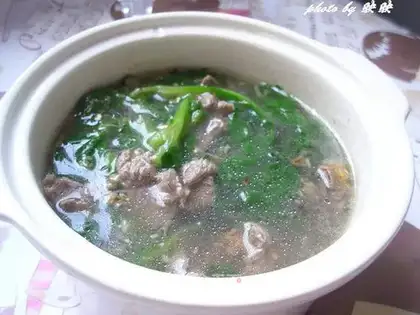 chrysanthemum beef soup