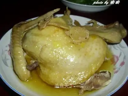 Electric pressure cooker version salt-roasted chicken