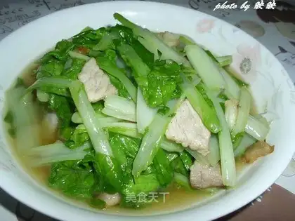 stir-fried pork with cabbage