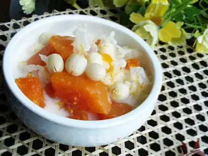 Papaya, lotus seed and white fungus casserole