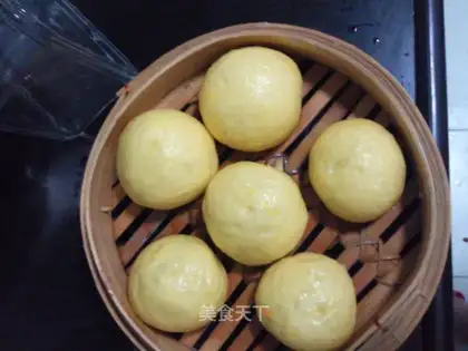 Pumpkin bean paste bun