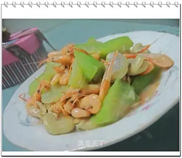 stir-fried shrimps with loofah