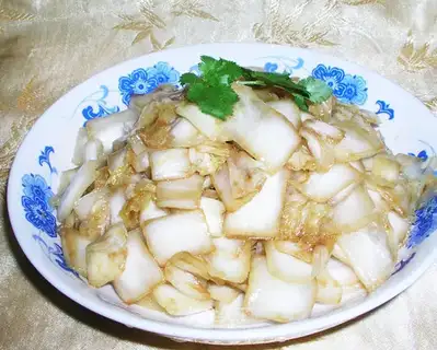 Hot and sour cabbage