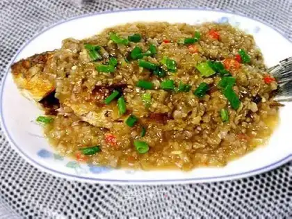Dried fish with pickled mustard