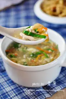 pickled mustard and shredded pork soup