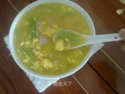 Egg and broad bean soup