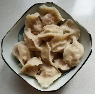 Roach beef dumplings