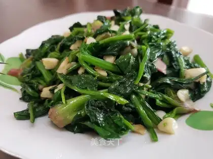 Garlic spinach
