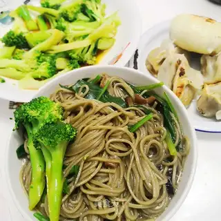 Hot noodles