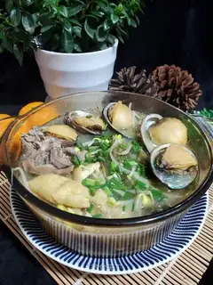 Abalone stew with soybeans