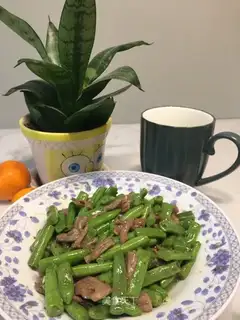 Beef fried beans