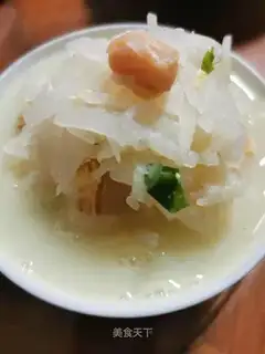 Egg radish soup