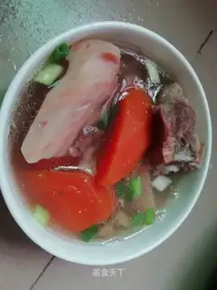 Carrot Lotus bone soup