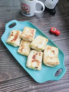 Fried onion rolls