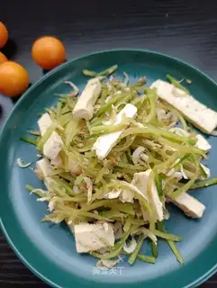 Tofu shrimp and fruit radish