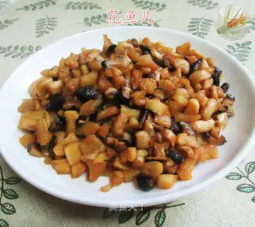 Fry mushrooms and radish