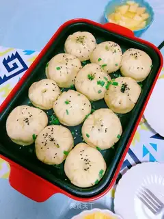 A radish bun