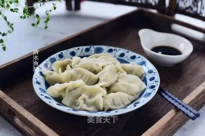 Big cabbage pork dumplings