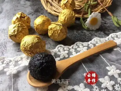 Black Sesameball