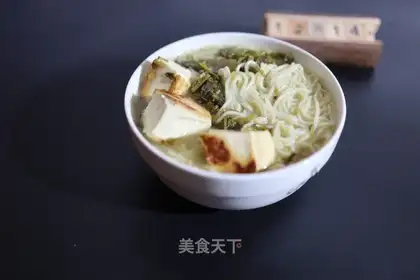 Snow pickle tofu noodles