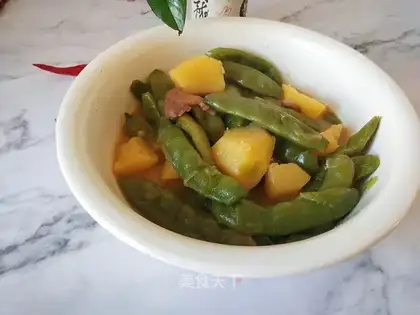 Frozen bean-fruit potato stew