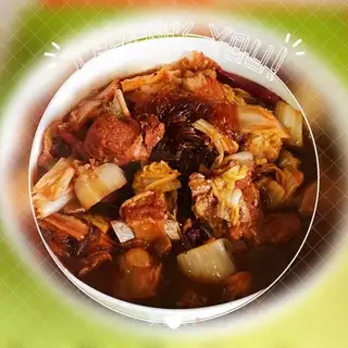 Beer and cabbage fans roast lamb