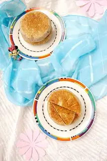 Frozen mushroom beef, black wheat pie