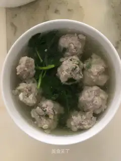 Sweet peas, meatball soup