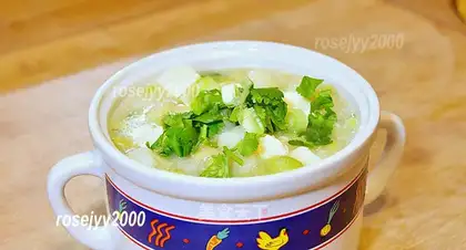 Fresh bean tofu soup