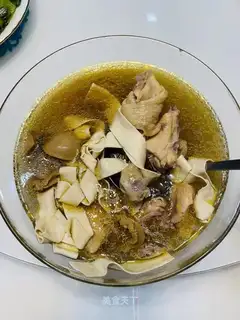 Abalone has a thousand chicken soups
