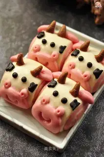 Cow rolls