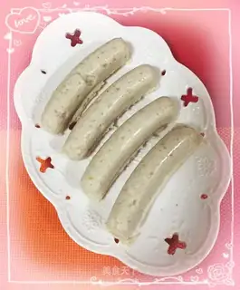 Homemade chicken sausages