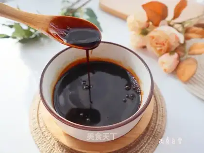Copy red sauce